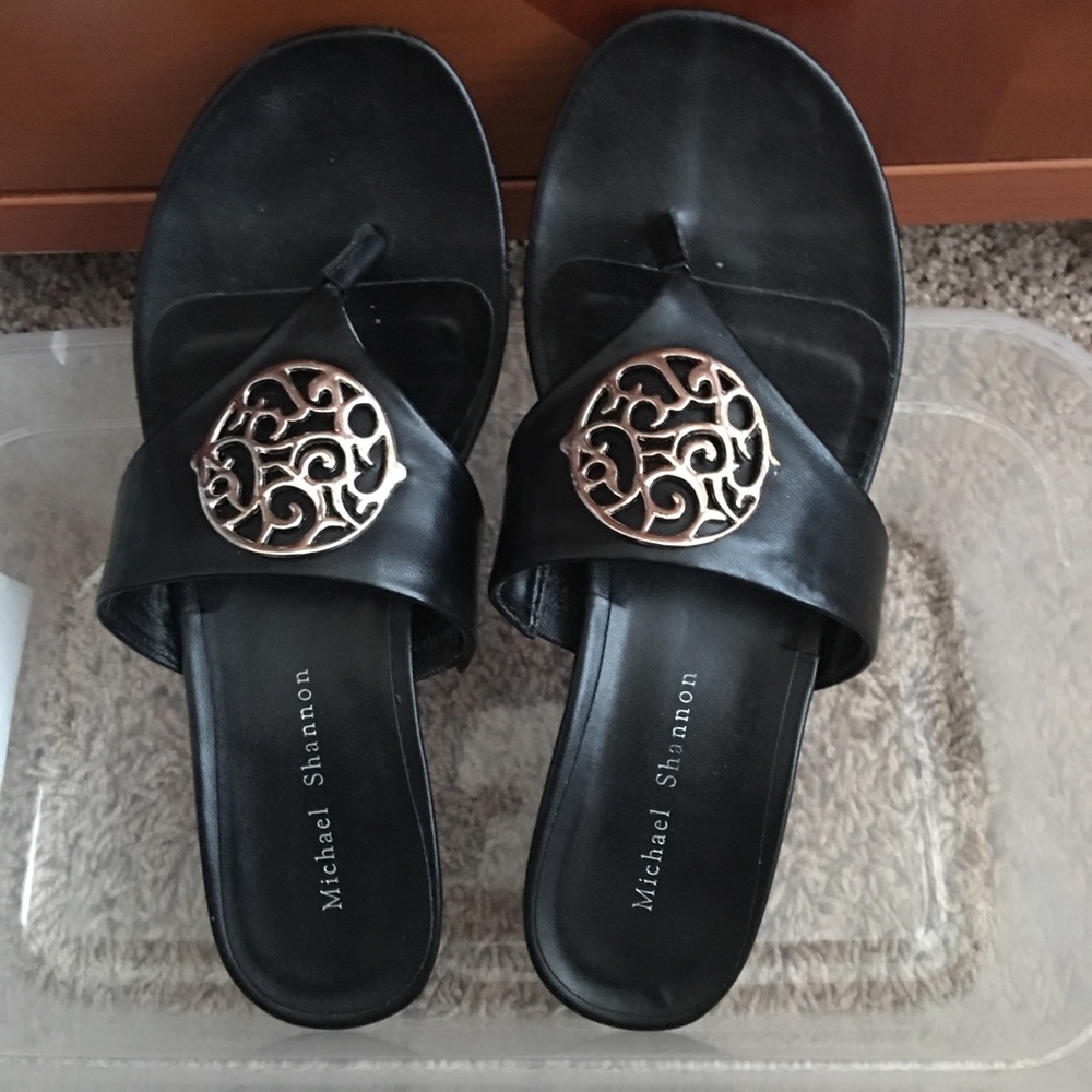 Sandles
